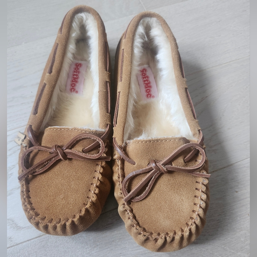 Soft Moc Girls Moccasins 4Y Shoe